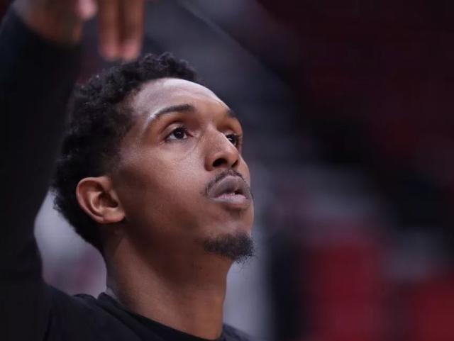 NBA战报：小瓦格纳37+6+7，布伦森空砍33+11，尼克斯121-133不敌魔术（魔术133-121击退尼克斯：小瓦格纳37+6+7，布伦森33+11难救主）