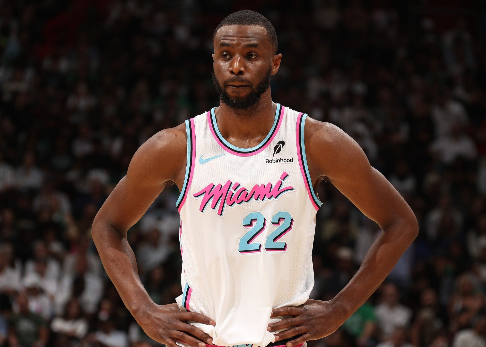 国少出征U17亚预赛23人名单：邝兆镭、谢晋领衔五名留洋在列（国少U17亚预赛23人出征名单公布：邝兆镭、谢晋领衔，五名留洋球员入选）