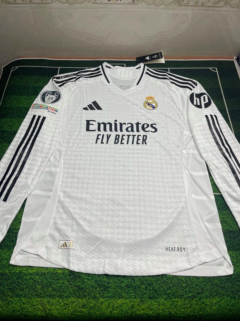 巴萨近16次对阵阿拉维斯保持不败，两队近26次交手巴萨仅1负（巴萨对阿拉维斯16战不败，近26次交锋仅输1场）