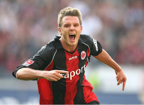 马斯坦托诺：亚马尔现在比我强；维尼修斯对阿隆索道过歉（马斯坦托诺：现阶段亚马尔更胜我一筹；维尼修斯已向阿隆索致歉）