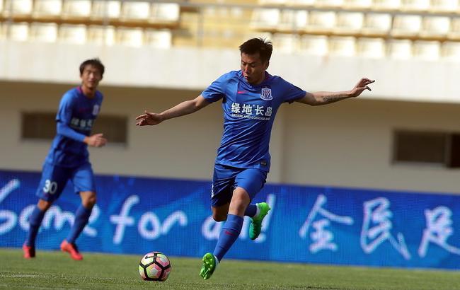 2025中国足协杯观赛之旅：河南队队史首进决赛虽败犹荣（2025中国足协杯观赛记：河南队队史首次闯入决赛，惜败仍光荣）