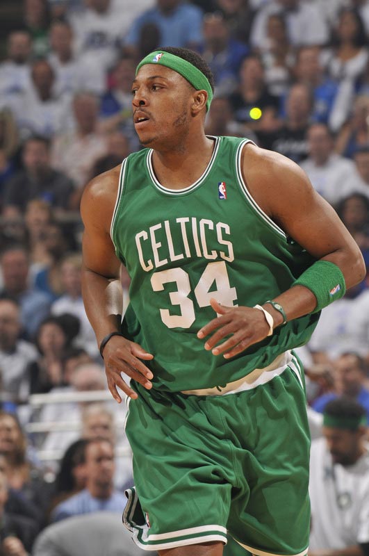 难得打出一场正常的比赛，开拓者后场新秀能否至少再保持一场？（久违的正常发挥，开拓者后场新秀还能再稳一场吗？）