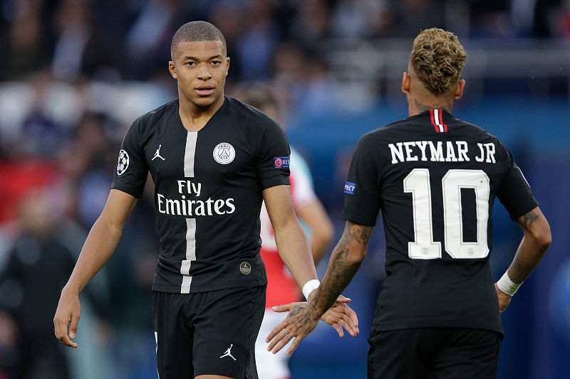 那不勒斯官方：吉尔摩周一将接受手术；据悉将缺阵至明年一月（那不勒斯官宣：吉尔摩周一接受手术，预计缺阵至明年一月）