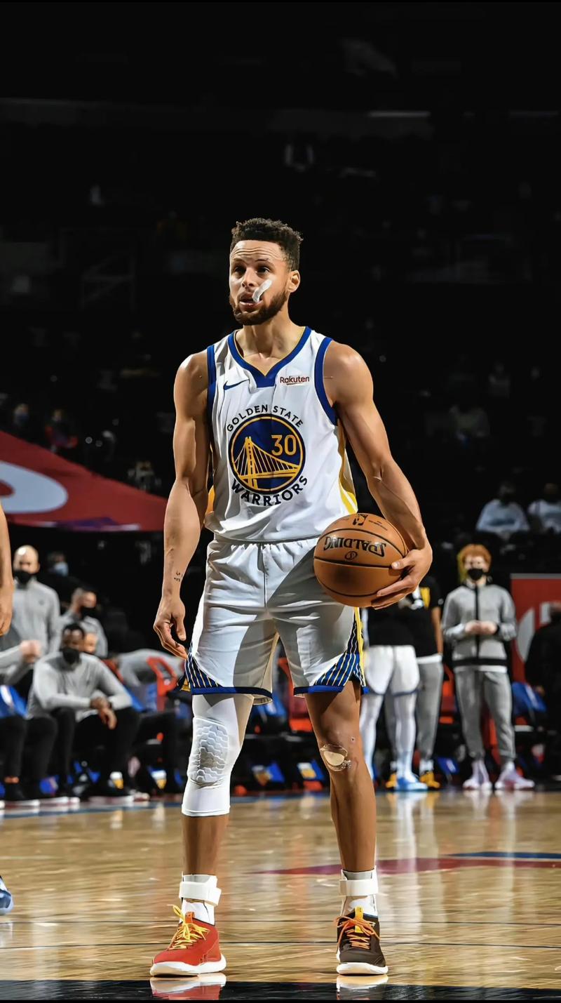 罗马诺：米兰之前就关注过帕尼切利，但白学堡1月不会卖（罗马诺：米兰此前就盯上帕尼切利，白学堡1月不放行）