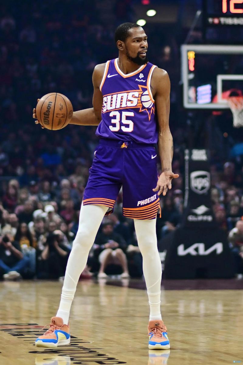 合肥狂风半场三分13投仅1中，命中率仅7.7%的幕后故事（合肥狂风半场三分哑火：13投仅中1，7.7%命中率背后的真相）