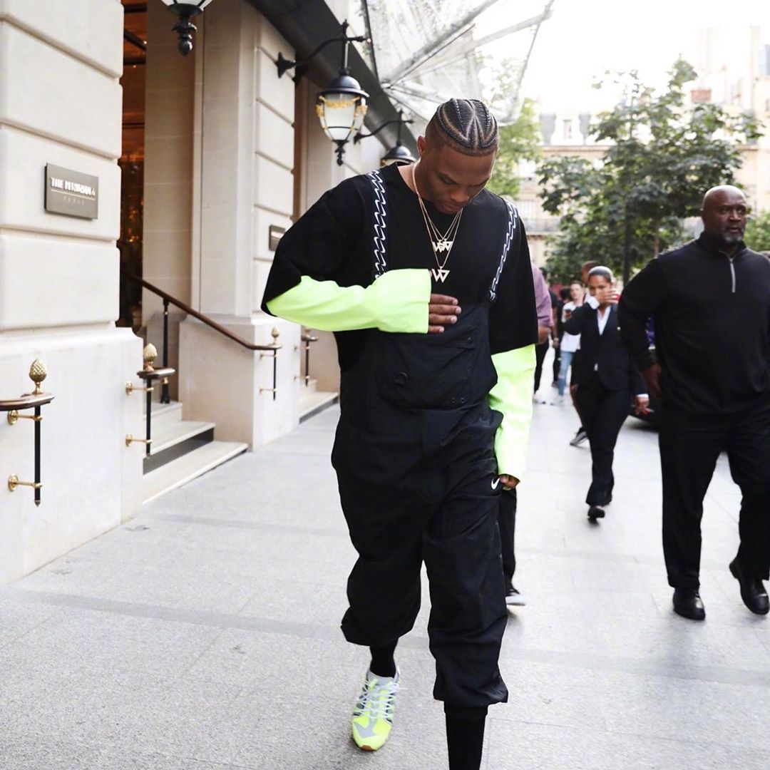 火记：若非争议判罚和崩盘本能多赢3场 现在就对火箭下定论太早（火记：若不是争议吹罚与末节崩盘，火箭应再多拿三胜；现在定论仍偏早）